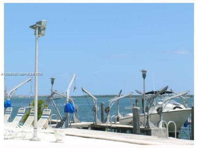 Building Photo - 150 SE 25th Rd