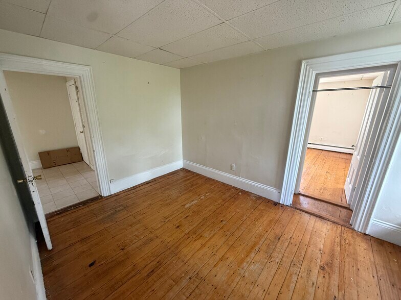 Building Photo - 183 Harvard St