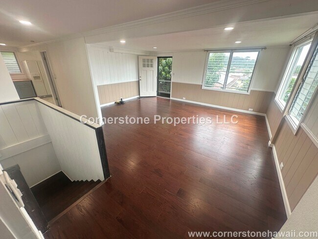 Building Photo - 805 Alewa Dr