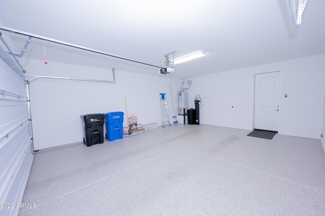 Building Photo - 5100 E Rancho Paloma Dr