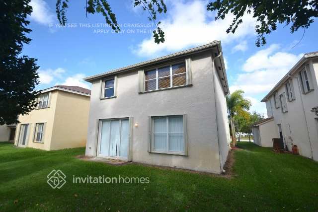 Building Photo - 12668 SW 44th St