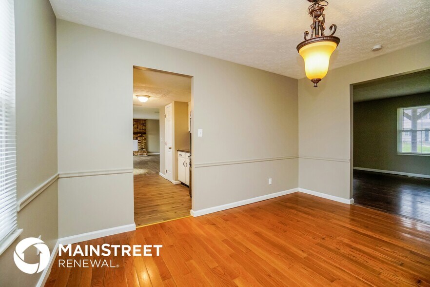 Building Photo - 1309 Hanson St