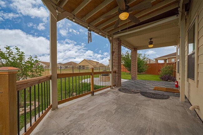 Building Photo - 4 Coconut Palms Dr