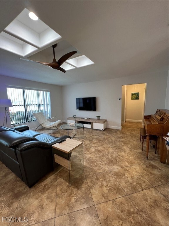 Building Photo - 852 NE 7th Pl