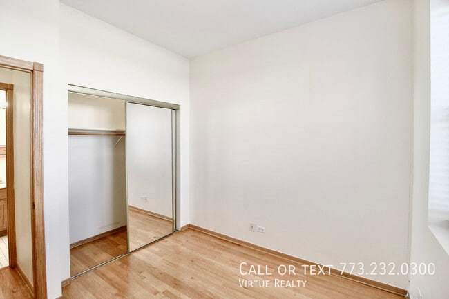 Building Photo - 1645 N Clybourn Ave