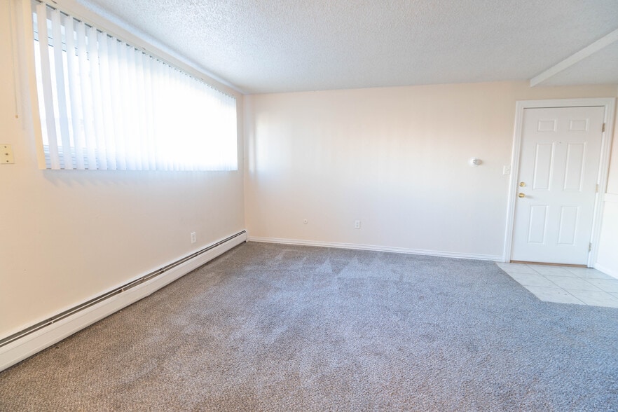 Living Room - Villas At Gage Point