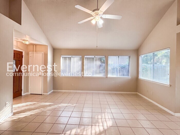 Building Photo - 8602 Laurel Trails Dr