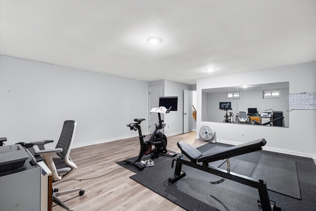 Building Photo - 48 Randall Ave