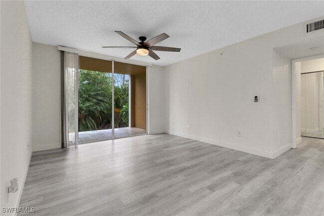 Building Photo - 1220 Wildwood Lakes Blvd