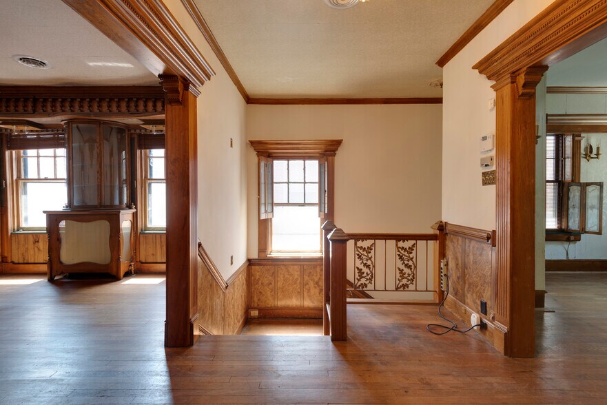 Building Photo - 2622 Idlewood Ave