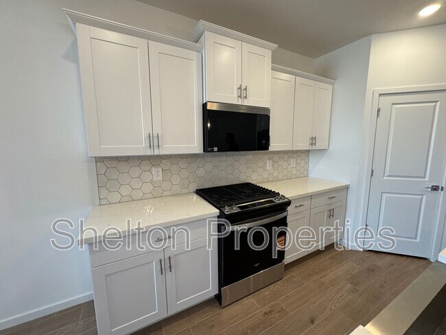 Building Photo - 15874 W Gray Fox Trl