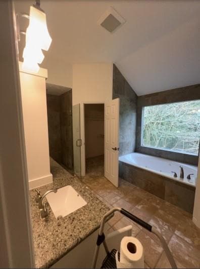 Building Photo - 2502 Fairwind Dr