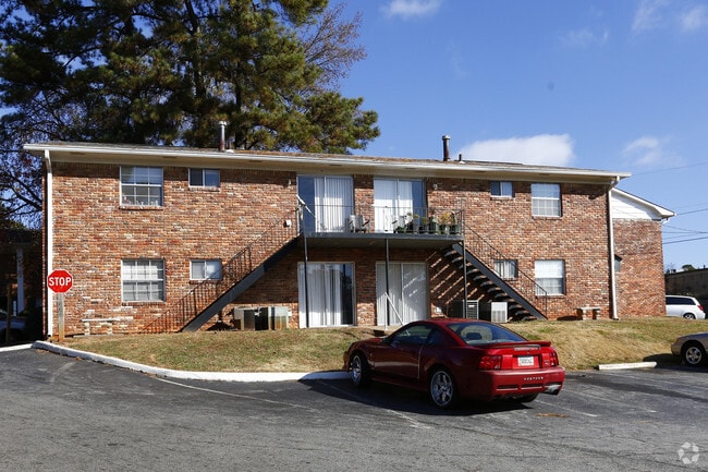 Building Photo - Woodgate Apartments