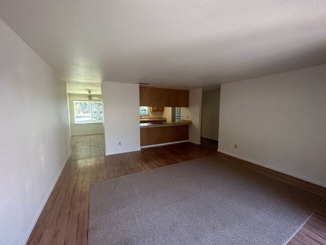 Building Photo - 17north