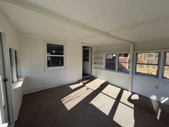 Building Photo - 1554 Jacana Dr