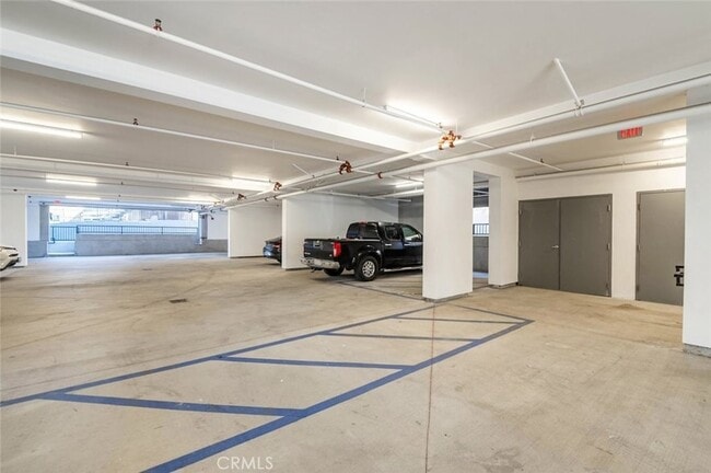 Building Photo - 7341 Valmont St