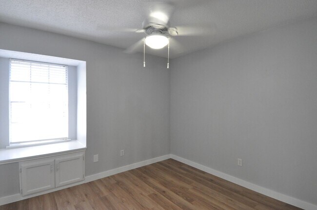 Building Photo - Completely Renovated in Round Rock ISD