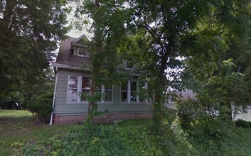 Building Photo - Victorian Beauty