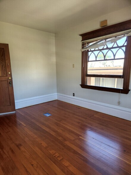 Building Photo - 1924 Channing Way