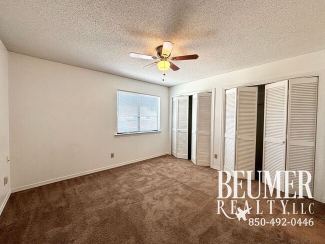 Building Photo - 2 Bedroom 2.5 Bath Townhome Near Perdido Key