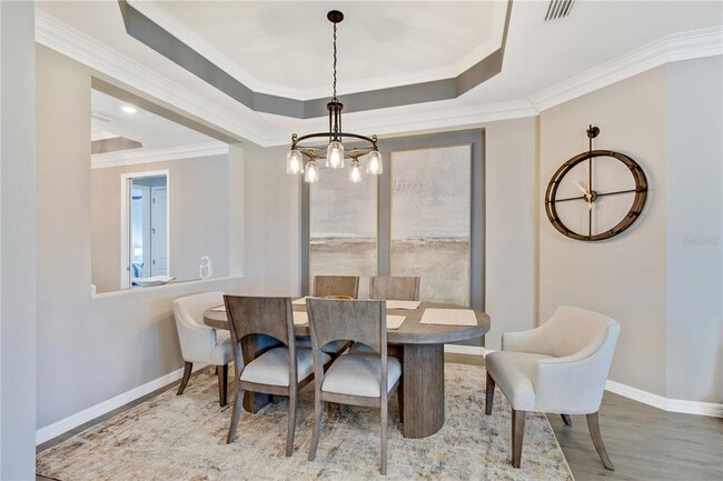Building Photo - 12584 Wellen Golf St