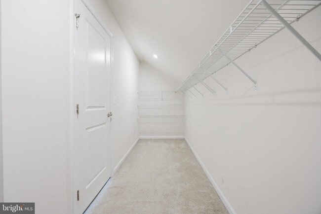 Building Photo - 43831 Stubble Cor Sq