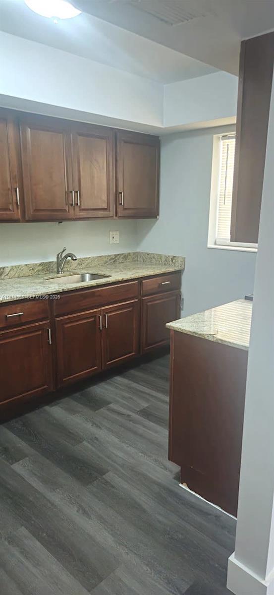 Building Photo - 161 NW 40th St