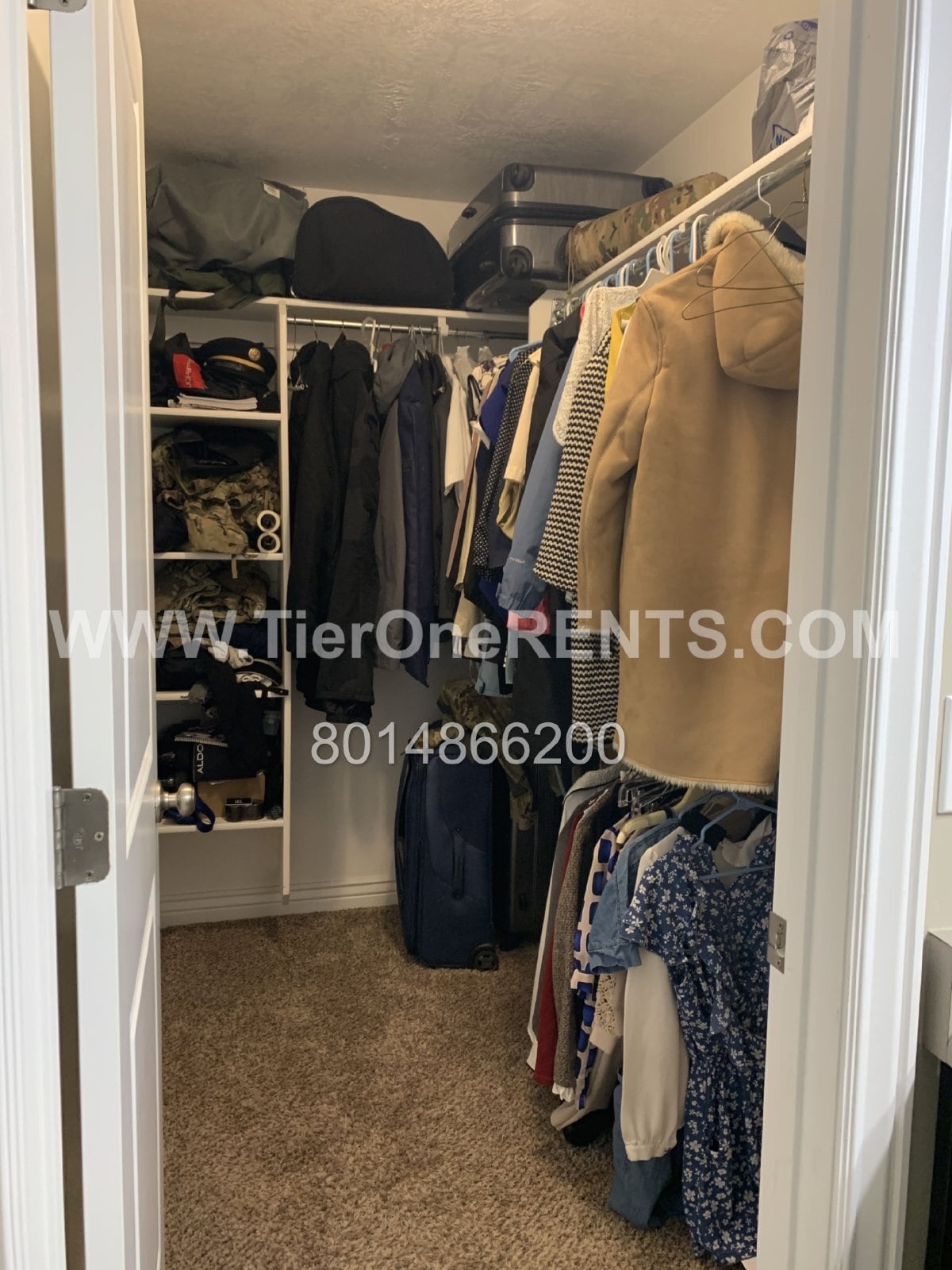 Building Photo - This property offers a NO DEPOSIT option available for qualified renters!