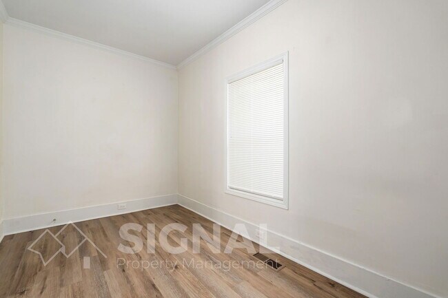 Building Photo - 515 80th St S