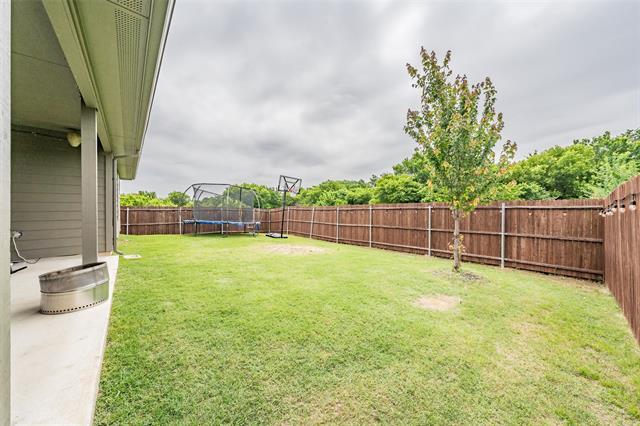 Building Photo - 104 Piping Rock Dr