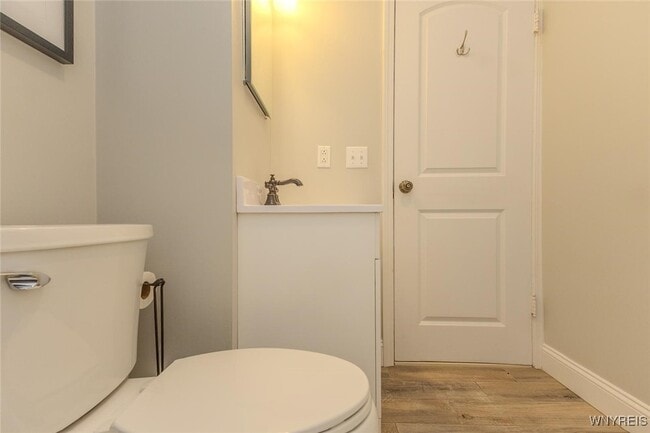 Building Photo - 20 Tacoma Ave