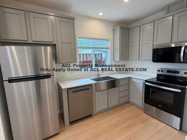 Building Photo - Newly Built, Never Lived in 2bed 1 bath Unit For Rent