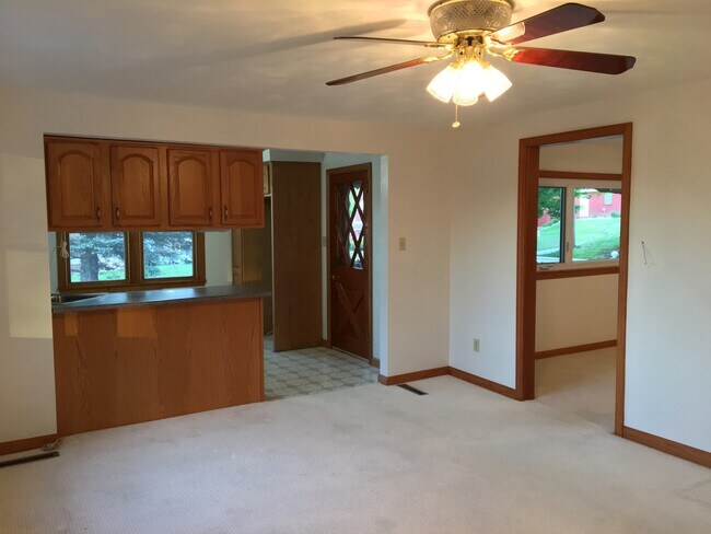 1st floor - dining room - 2032 Paintertown Rd