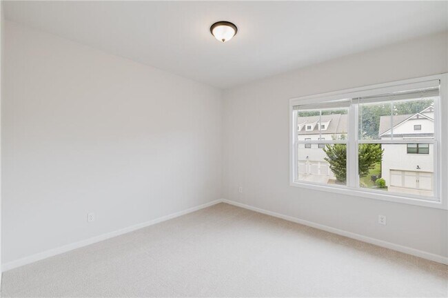 Building Photo - 1814 Westfall Lndg