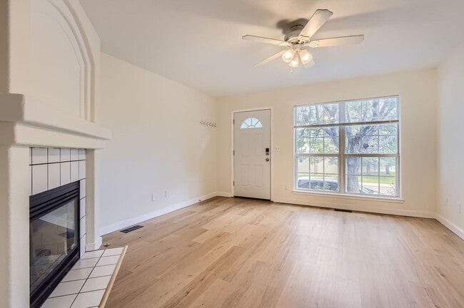 Building Photo - Home for Rent- Aurora - 80012