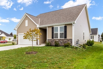 Building Photo - 993 Cascade Cir