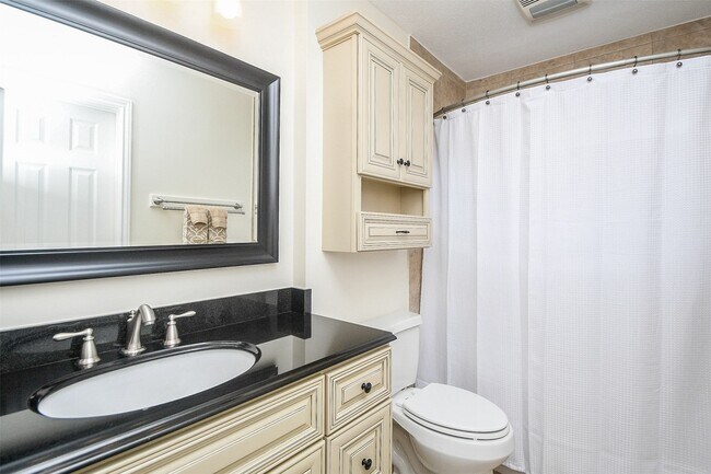 Building Photo - 710 N Fork Ct