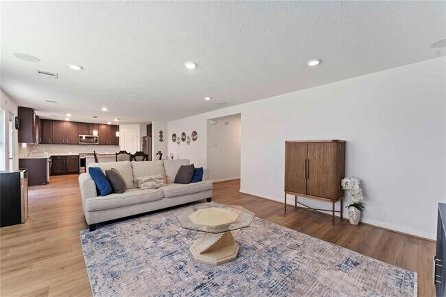 Building Photo - 12803 Pear Orchard Dr