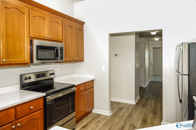 Building Photo - 146 Carillo Ln