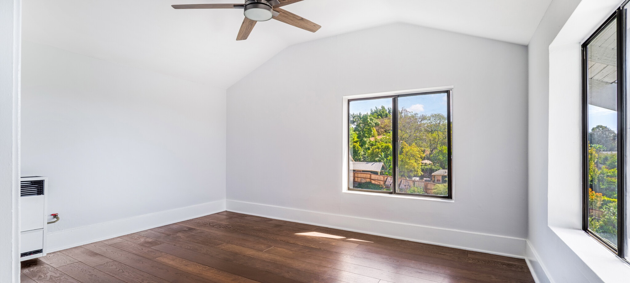 Bedroom 1 - 1100 Coronado Ter