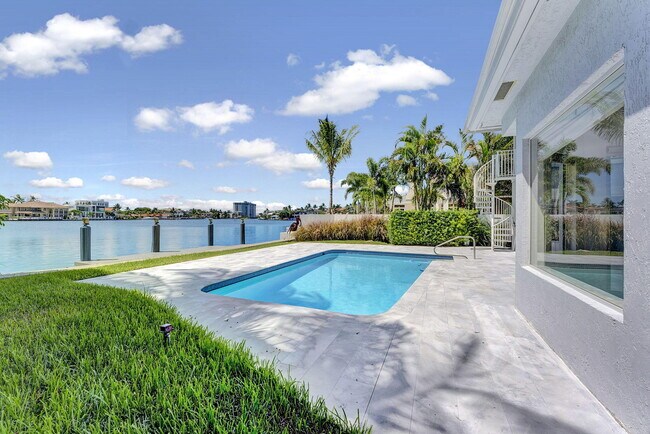 Building Photo - 1026 Seasage Dr