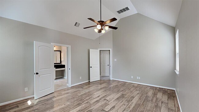 Building Photo - 118 Cheswood Forest Dr