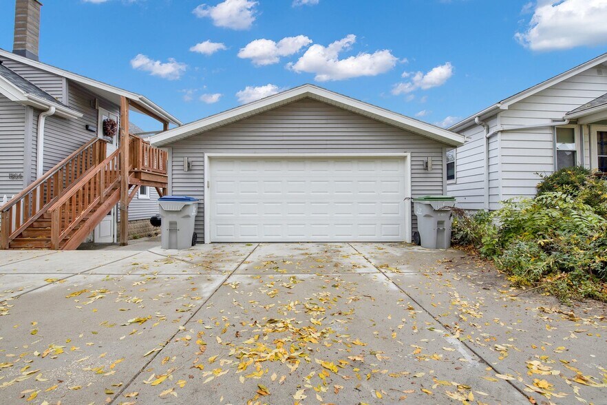 Building Photo - 3124 S Ellen St