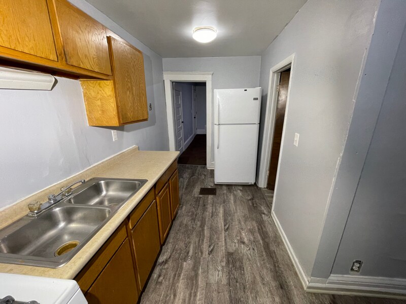 Building Photo - 709 Steward Ave