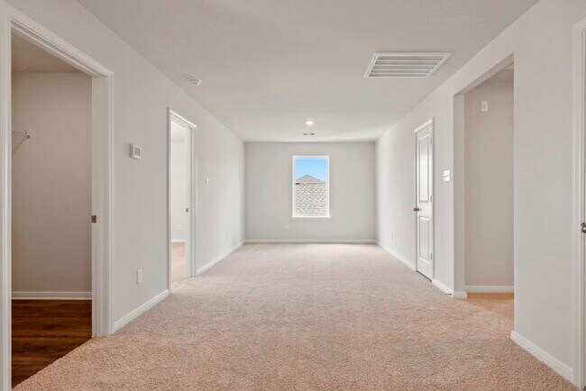Building Photo - 7610 Thrips Ln