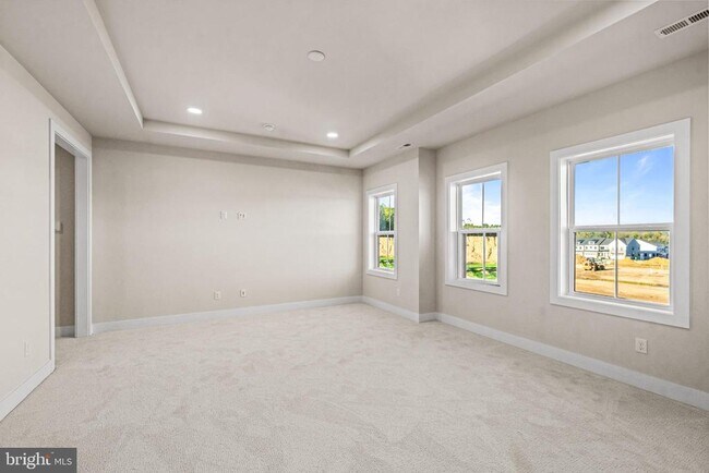 Building Photo - 133 Alroy Rd