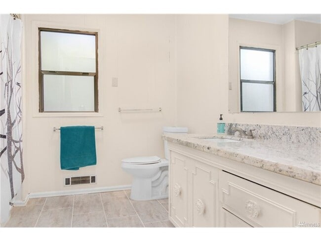 Building Photo - ar344