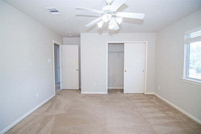 Building Photo - 25914 Chapman Falls Dr