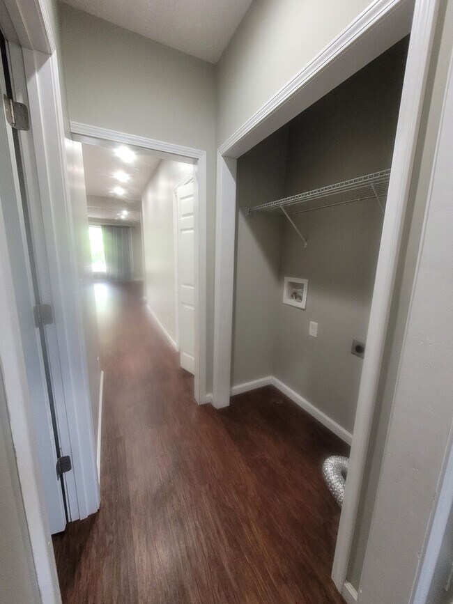 Building Photo - 612-616 South 10th Street