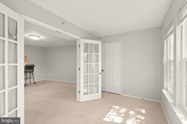 Building Photo - 3313 Wyndham Cir